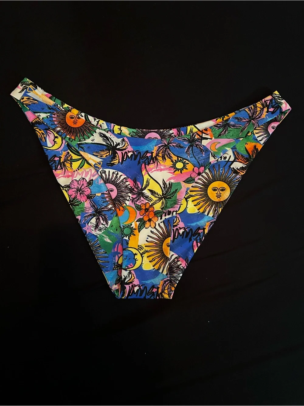 Kulani Kinis x Lexi Hidalgo in Wild Sunchild. Top & Bottom Medium.